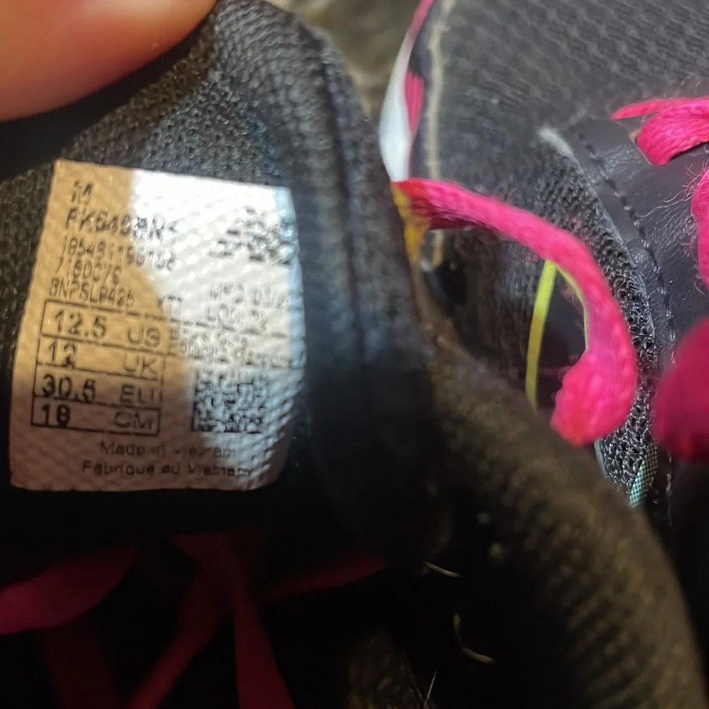 New Balance DynaSoft Sneakers!  12.5c